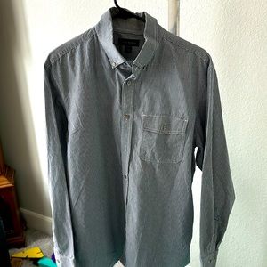 Banana Republic black/white gingham long sleeve button down